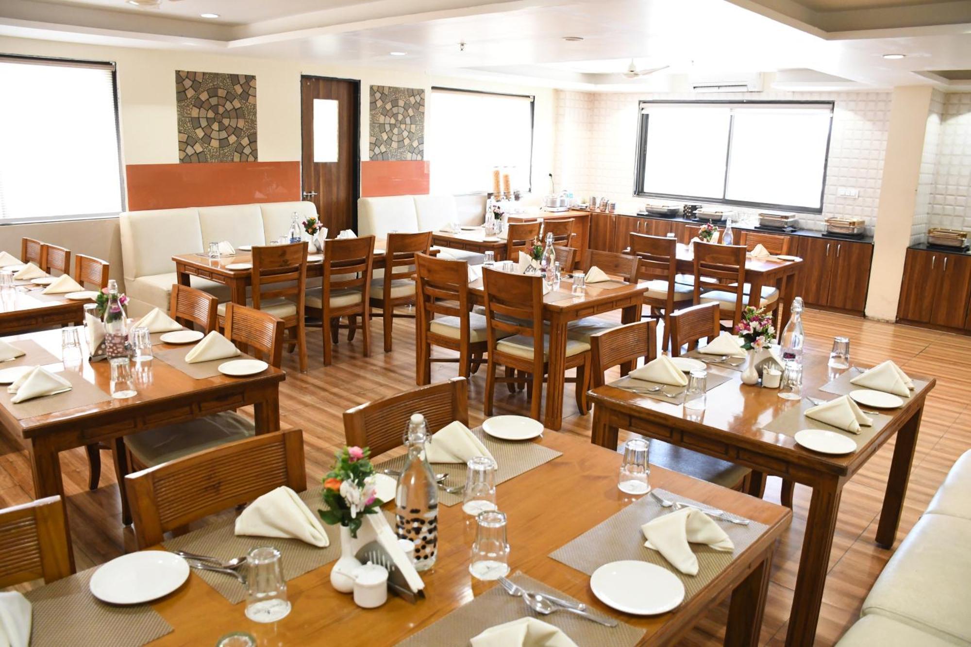 Sai Neem Tree Hotel شيردي المظهر الخارجي الصورة