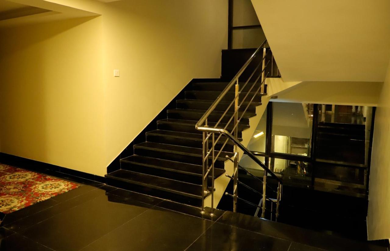 Sai Neem Tree Hotel شيردي المظهر الخارجي الصورة