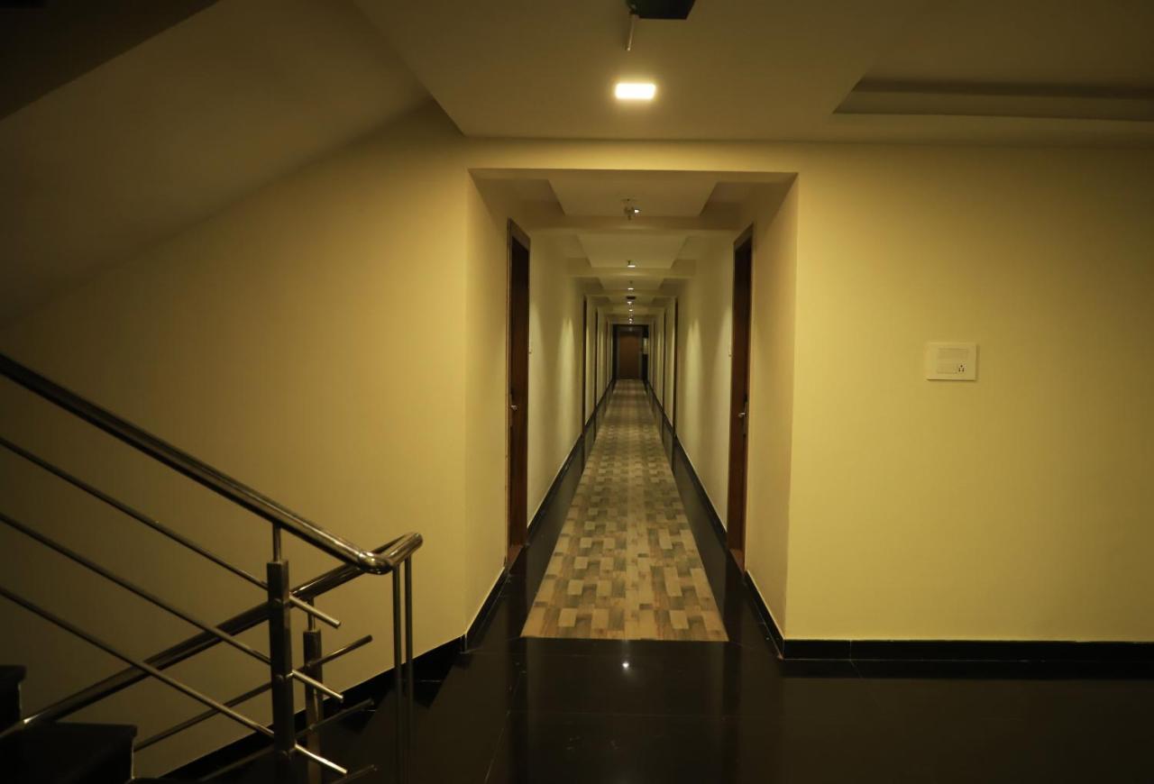 Sai Neem Tree Hotel شيردي المظهر الخارجي الصورة