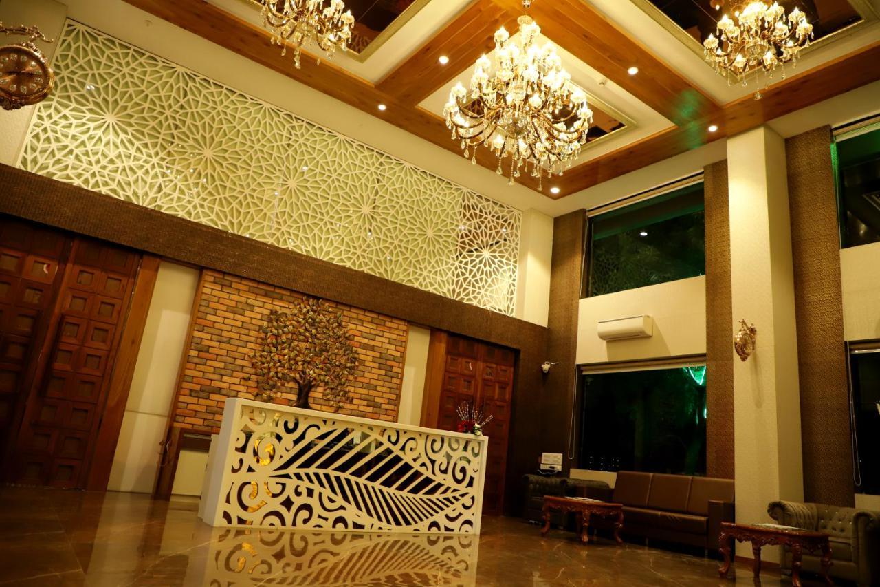 Sai Neem Tree Hotel شيردي المظهر الخارجي الصورة